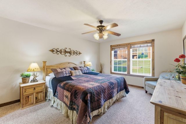 75 Pool Side Way, Branson West, MO 65737