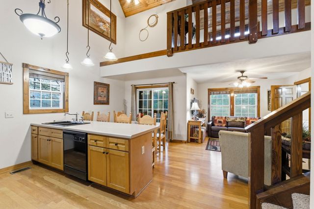 75 Pool Side Way, Branson West, MO 65737