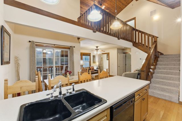 75 Pool Side Way, Branson West, MO 65737