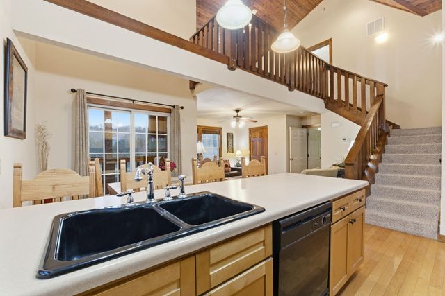 75 Pool Side Way, Branson West, MO 65737