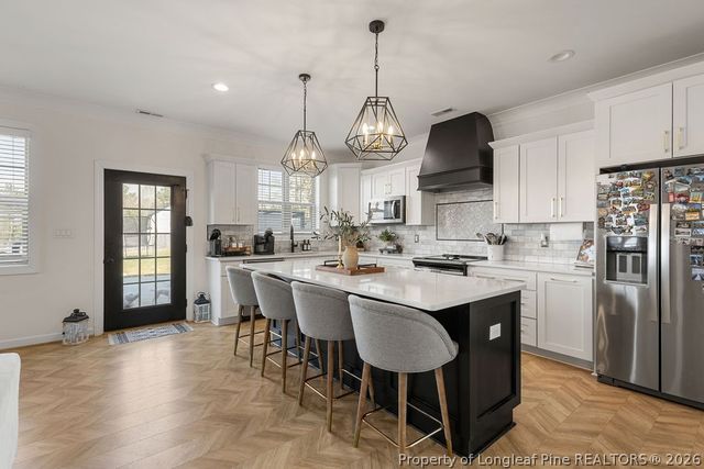 18 Oak Forest Drive, Sanford, NC 27332