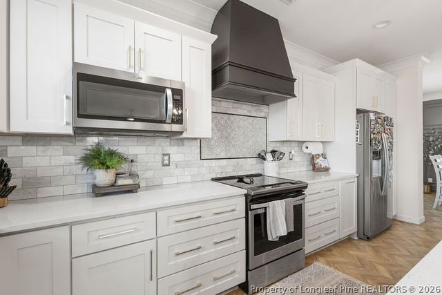 18 Oak Forest Drive, Sanford, NC 27332