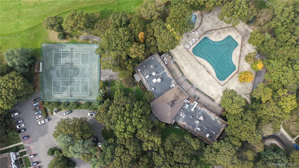 780 Hilltop Court, Coram, NY 11727 — photo 4