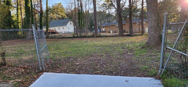 2349 Valley Way, Snellville, GA 30078