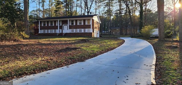 2349 Valley Way, Snellville, GA 30078