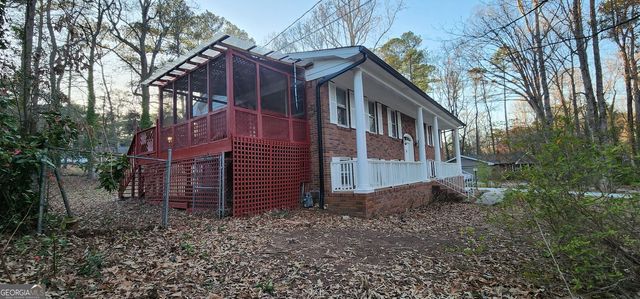 2349 Valley Way, Snellville, GA 30078