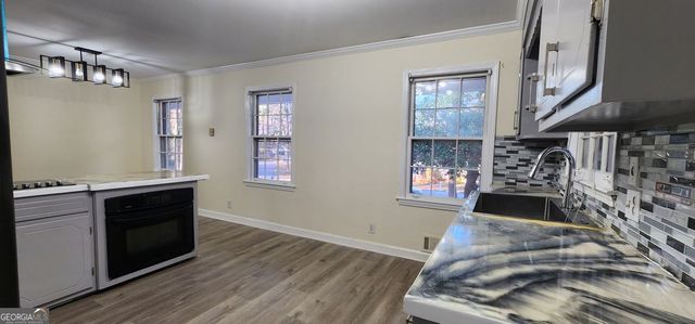 2349 Valley Way, Snellville, GA 30078