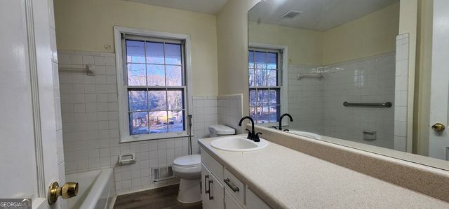 2349 Valley Way, Snellville, GA 30078