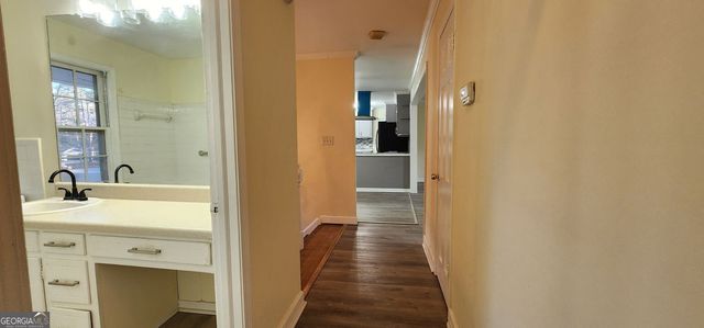 2349 Valley Way, Snellville, GA 30078