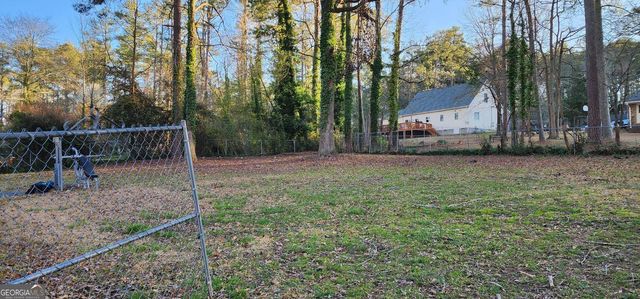 2349 Valley Way, Snellville, GA 30078