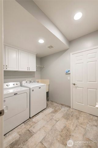 24412 214th Avenue SE, Maple Valley, WA 98038