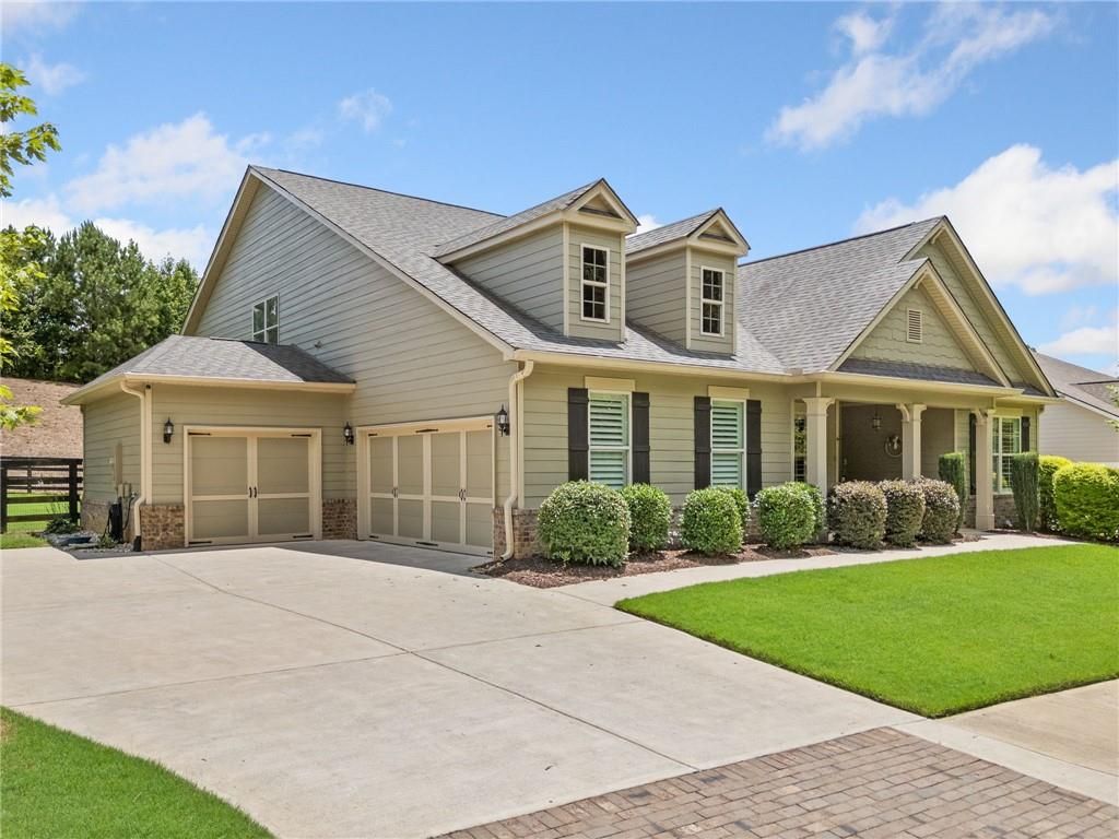 349 Carmichael Circle, Canton, GA 30115