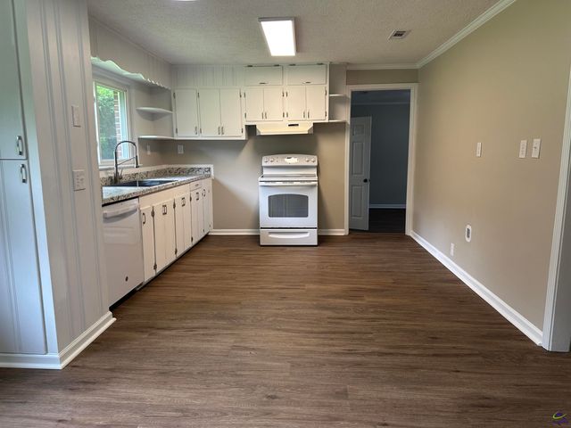 6460 Gibson Road, Macon, GA 31216