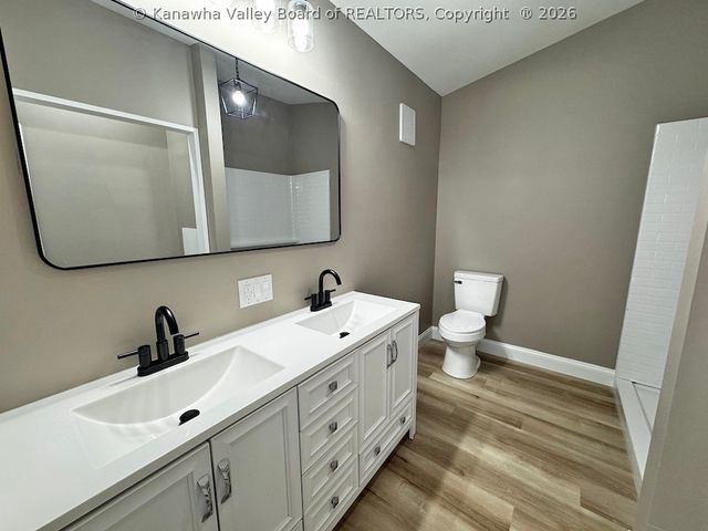34 Pinewood Circle, St Albans, WV 25177