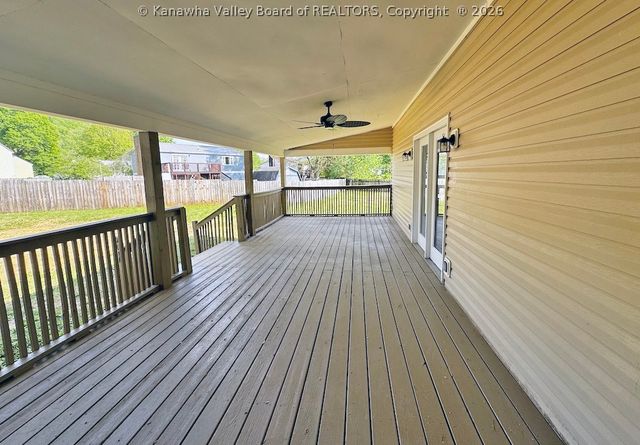 34 Pinewood Circle, St Albans, WV 25177