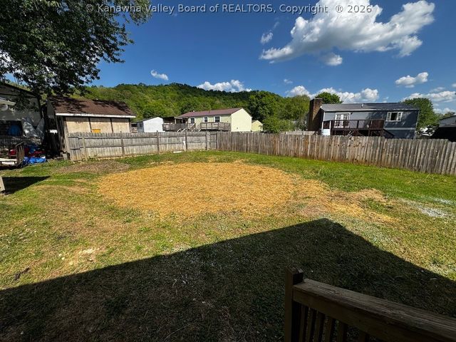 34 Pinewood Circle, St Albans, WV 25177