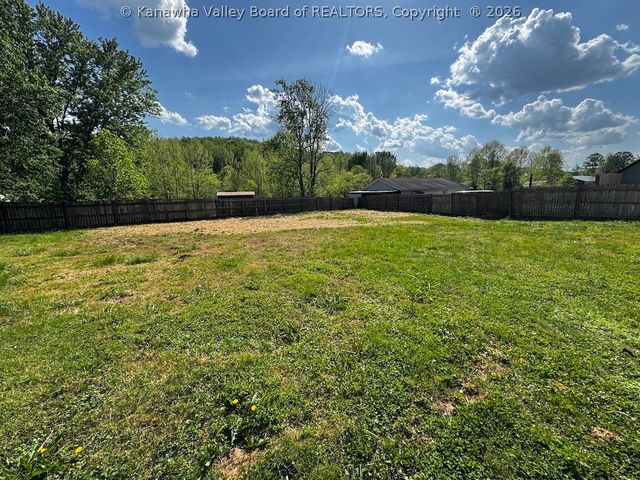 34 Pinewood Circle, St Albans, WV 25177
