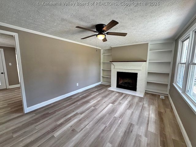 34 Pinewood Circle, St Albans, WV 25177