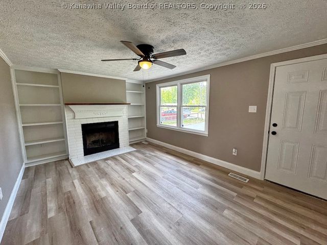 34 Pinewood Circle, St Albans, WV 25177
