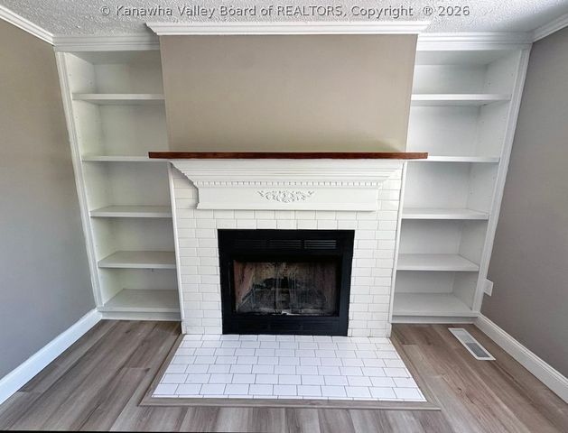 34 Pinewood Circle, St Albans, WV 25177