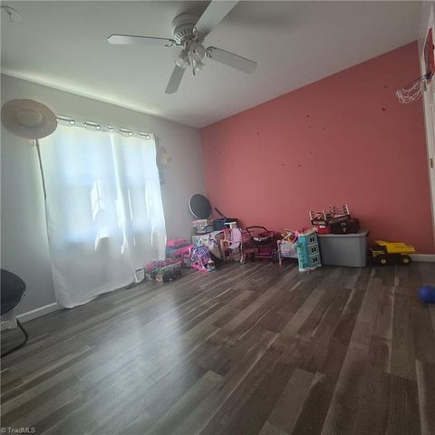 2708 Grimsley Street, Greensboro, NC 27403
