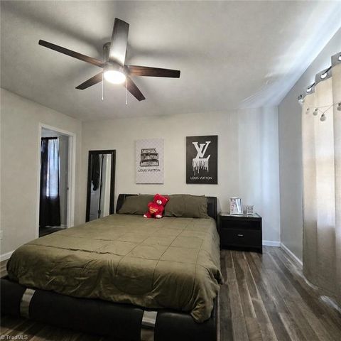 2708 Grimsley Street, Greensboro, NC 27403