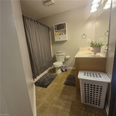 2708 Grimsley Street, Greensboro, NC 27403
