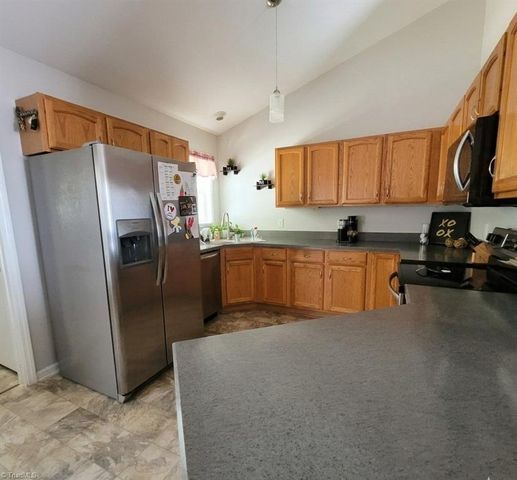 2708 Grimsley Street, Greensboro, NC 27403