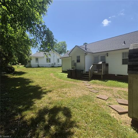 2708 Grimsley Street, Greensboro, NC 27403