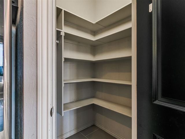 1100 Lindsey Lane, Moore, OK 73160