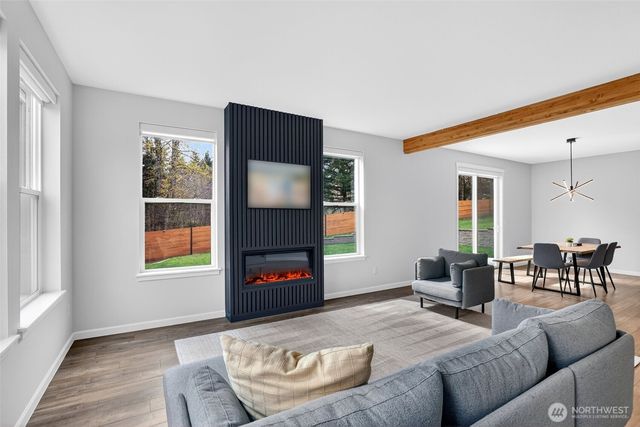 717 NE 382nd Street, La Center, WA 98629