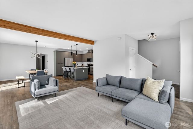 717 NE 382nd Street, La Center, WA 98629