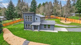 717 NE 382nd Street, La Center, WA 98629