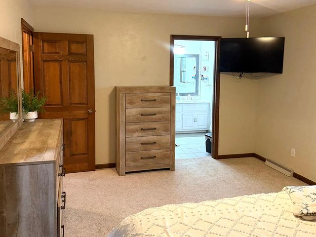 3262 Calais COURT, Allouez, WI 54301