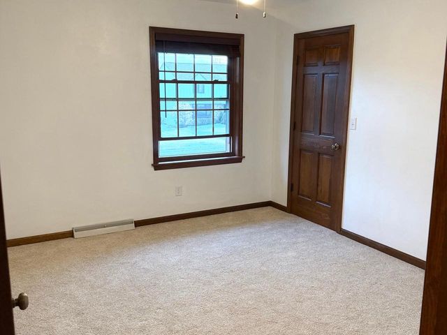 3262 Calais COURT, Allouez, WI 54301