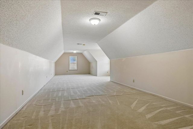 1386 STABLE RUN DR, Cordova, TN 38016