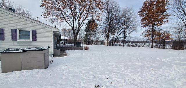 117 Sherrie Lane, Woodbury, MN 55125