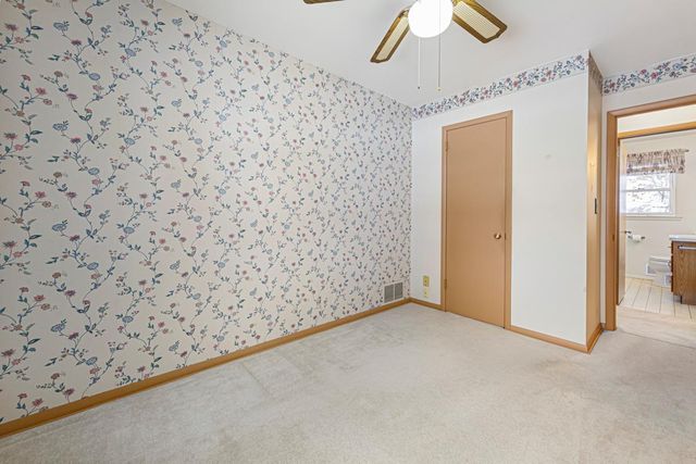 117 Sherrie Lane, Woodbury, MN 55125