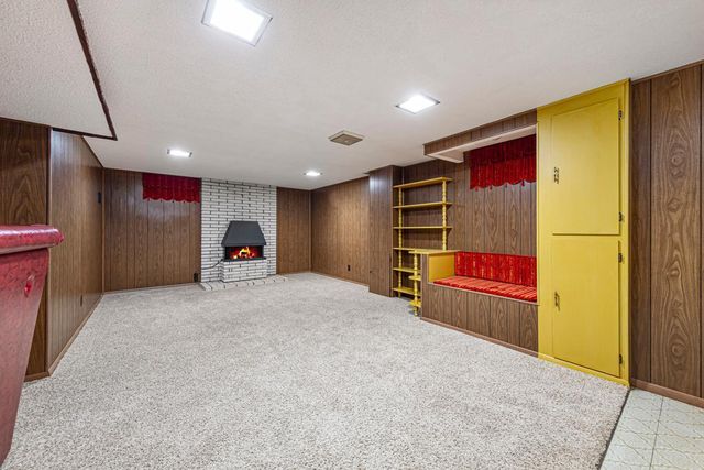 117 Sherrie Lane, Woodbury, MN 55125