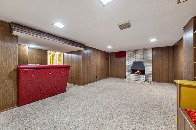 117 Sherrie Lane, Woodbury, MN 55125