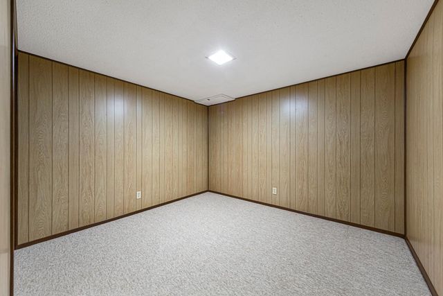 117 Sherrie Lane, Woodbury, MN 55125