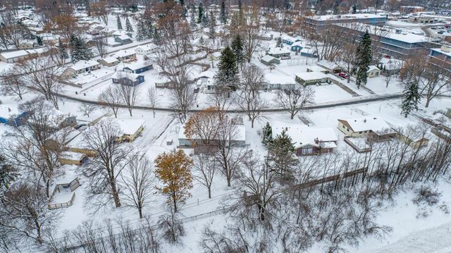 117 Sherrie Lane, Woodbury, MN 55125