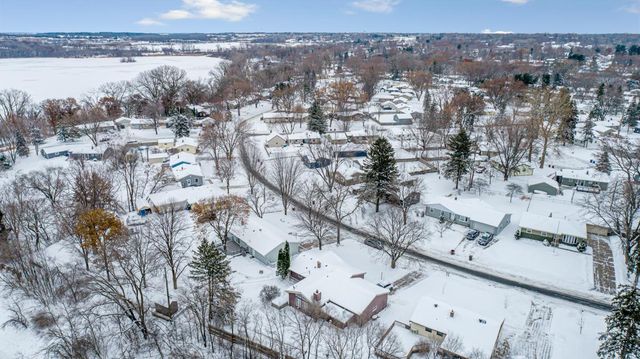 117 Sherrie Lane, Woodbury, MN 55125