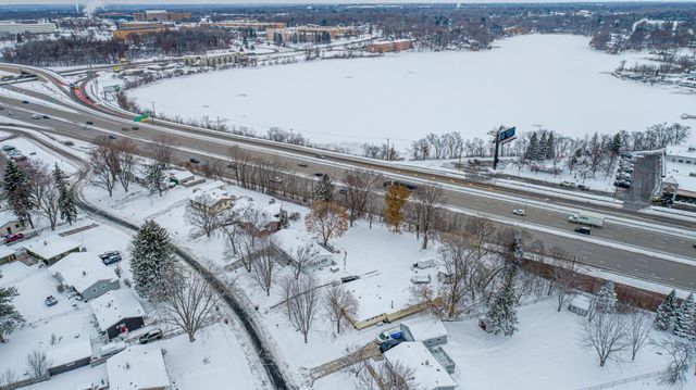 117 Sherrie Lane, Woodbury, MN 55125