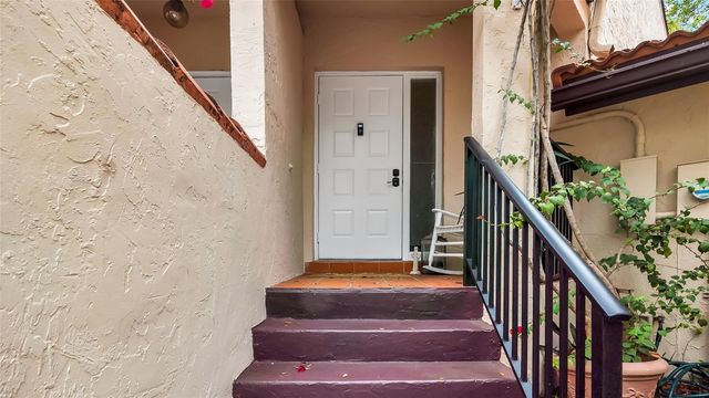 9169 W Sunrise Boulevard 213C, Plantation, FL 33322