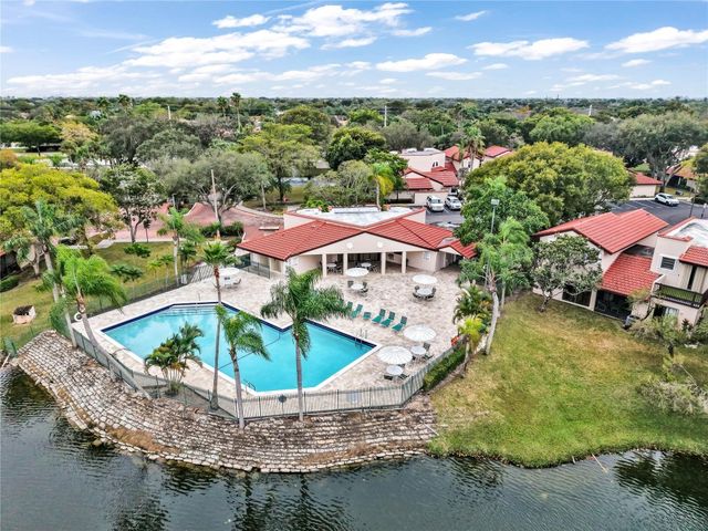 9169 W Sunrise Boulevard 213C, Plantation, FL 33322