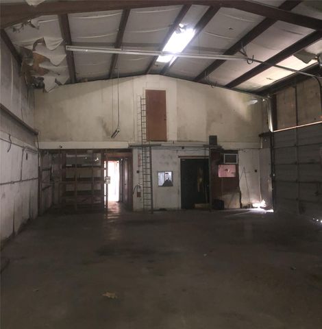 1701 N Durham Drive, Houston, TX 77008