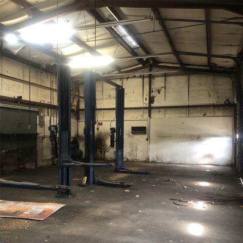 1701 N Durham Drive, Houston, TX 77008