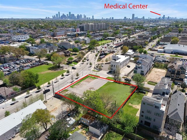 1701 N Durham Drive, Houston, TX 77008