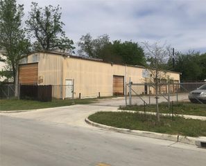 1701 N Durham Drive, Houston, TX 77008